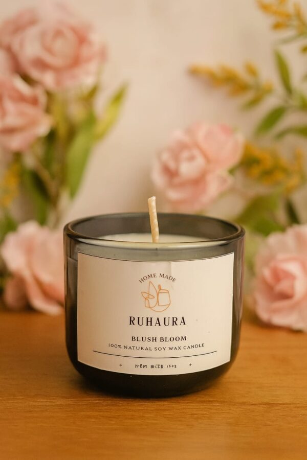 Blush Bloom black luxury candle